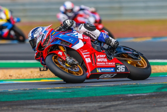 cbo-r-honda_03 cbo-r-honda_motos_circuit