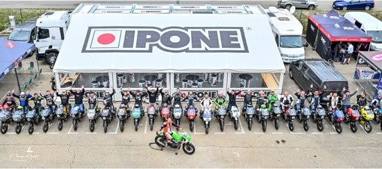 ipone3 coureurs alignes